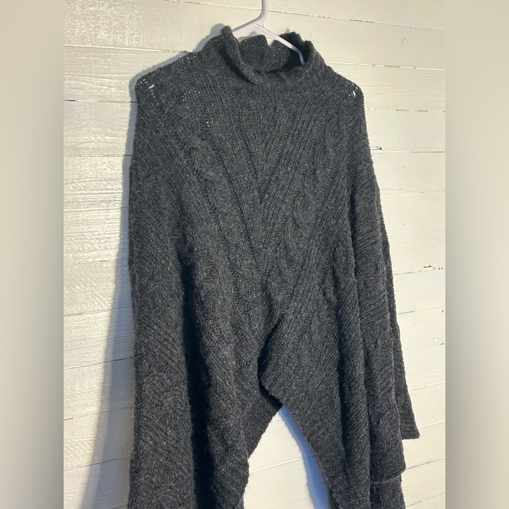 NWT Simply Natural Designs poncho/cape. Dark gray knit, 100% baby alpaca. - Picture 2 of 7